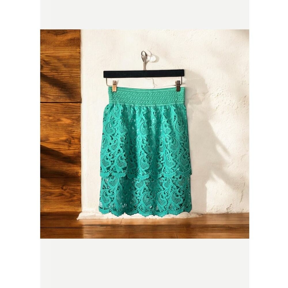 M USA Turquoise Lace Skirt Medium Large